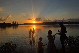 Pôr do Sol terapêutico: o aliado da saúde e do turismo de bem-estar