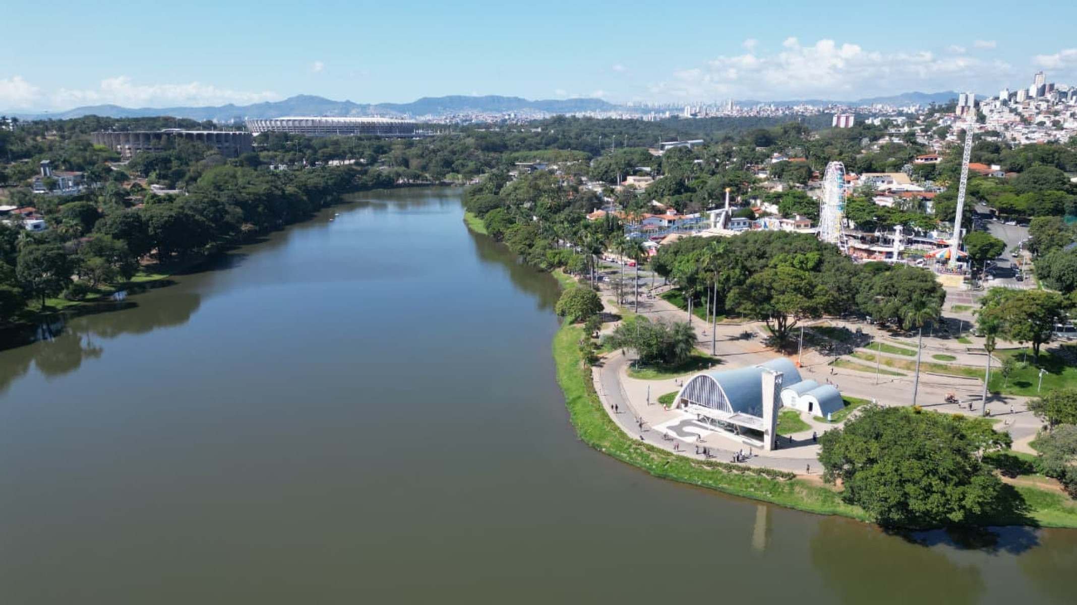A primeira parada do roteiro foi na Igreja de São Francisco de Assis-Leandro Couri/EM/D.A Press