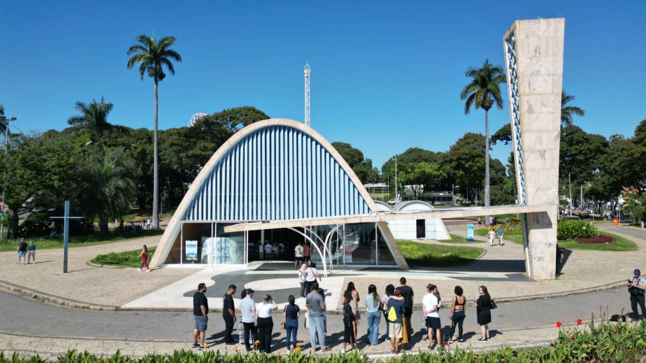 A primeira parada do roteiro foi na Igreja de São Francisco de Assis-Leandro Couri/EM/D.A Press