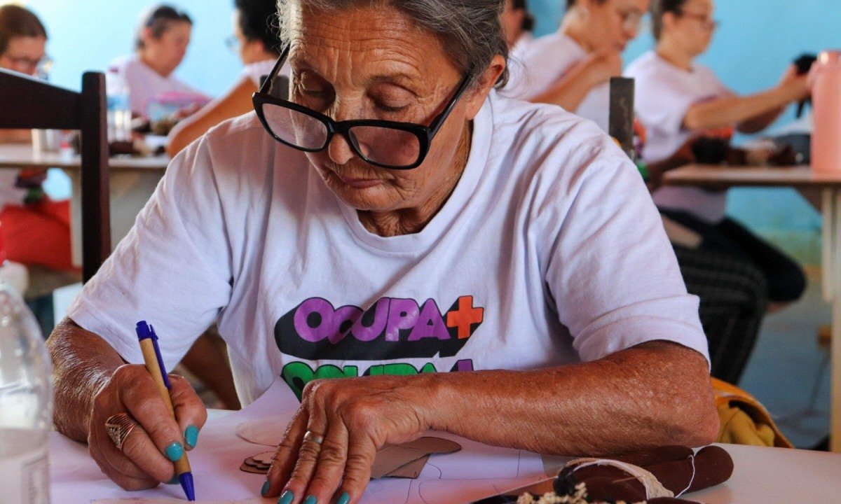 As oficinas abordam t&eacute;cnicas manuais, como bordado e artesanato, e conte&uacute;dos voltados ao empreendedorismo criativo