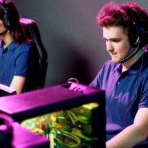 Estudo mostra que 72% dos latinos jogam videogame - Pressmaster