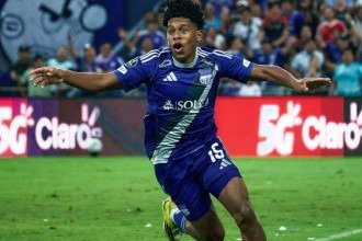 Conheça Luis Fragozo, joia de 16 anos que decidiu clássico no Equador com golaço