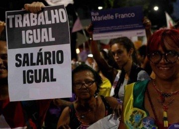 Diferença salarial entre homens e mulheres no Brasil é de 21,3% nas 53,5 mil empresas com mais de cem funcionários -  (crédito: Fernando Frazão / Agência Brasil)