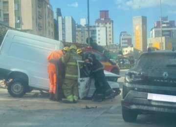 Acidente na Via Expressa -  (crédito: Imagem/Reprodução)