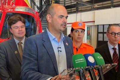 Durante entrega do helicóptero Arcanjo 15, em Belo Horizonte, Mateus Simões (PSD) comentou o cenário eleitoral de 2026 -  (crédito: Governo de Minas/Reprodução)