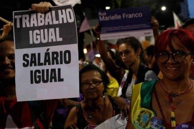 Diferença salarial entre homens e mulheres no Brasil é de 21,3% nas 53,5 mil empresas com mais de cem funcionários -  (crédito: Fernando Frazão / Agência Brasil)
