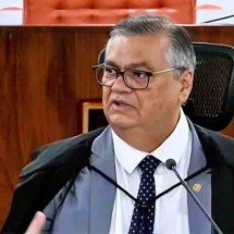 Dino se manifesta após escalada da tensão entre Moraes e Mendonça; veja