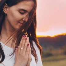 Jejum espiritual explicado: o que é, para que serve, tradições religiosas e exemplos práticos de prática consciente e saudável - Portal Giro 10