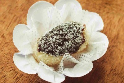 O tradicional doce 'olho de sogra' -  (crédito: Marajoara Latic&iacute;nios)