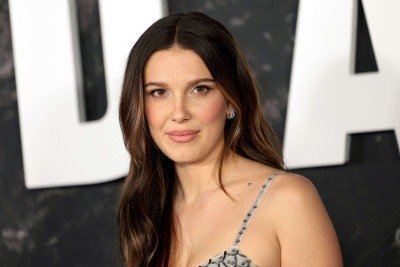 Millie Bobby Brown, estrela de Stranger Things e empres&aacute;ria, consolidou sua posi&ccedil;&atilde;o em Hollywood com diversos projetos  -  (crédito: Dimitrios Kambouris/Getty Images for Netflix)