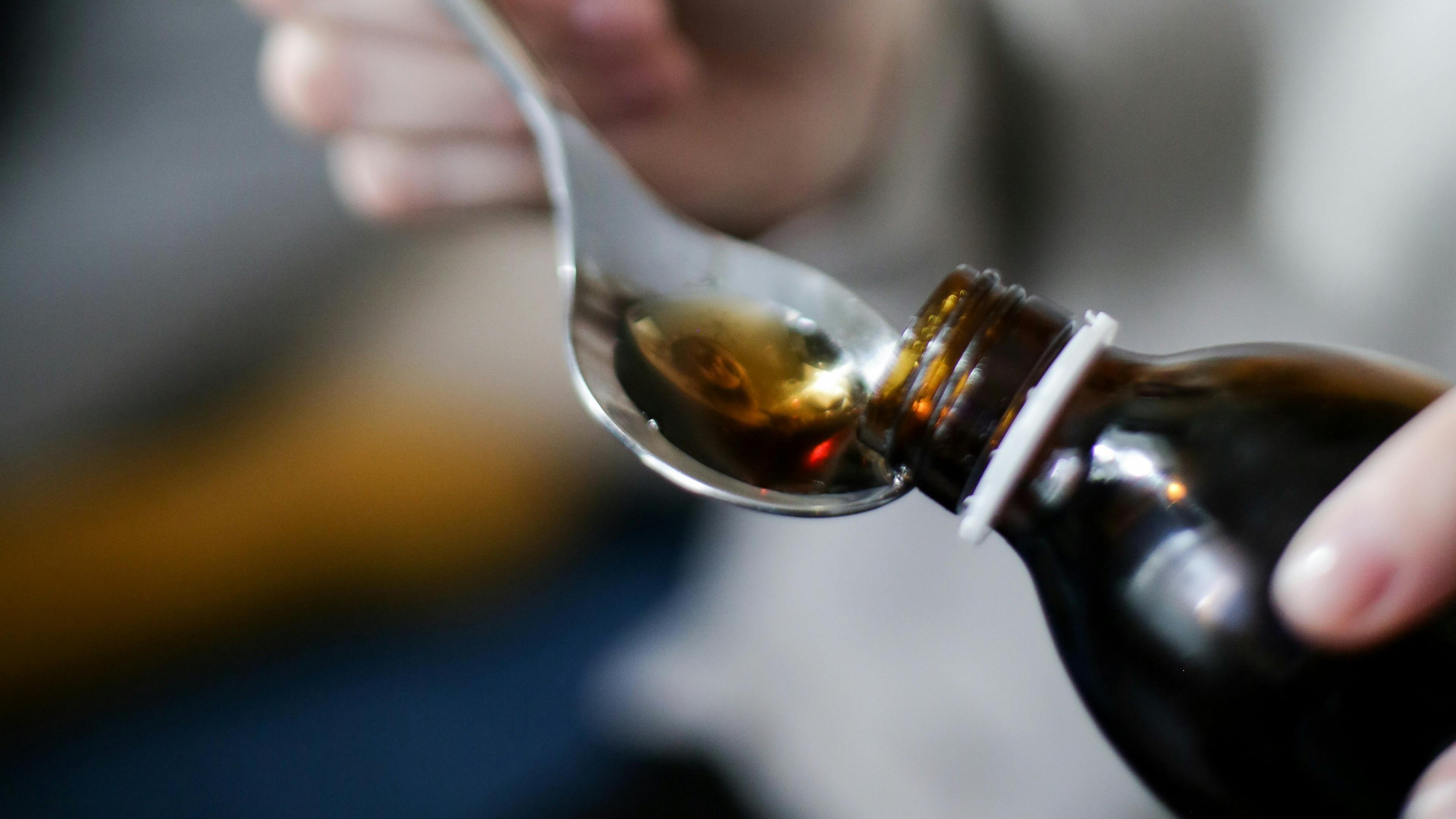 Preparar xaropes caseiros pode ser uma alternativa segura e eficaz para aliviar a tosse, utilizando ingredientes naturais. -  (crédito: Pexels)