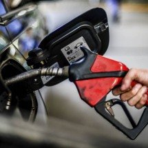Gasolina pode ter nova composição para conter disparada de preços  - Foto: Marcello Casal jr/Agência Brasil