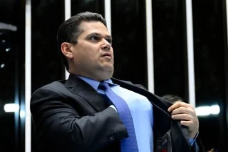 Davi Alcolumbre, assim que encerra a votação de Messias: ‘Acho que vai perder por 8’