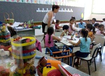 Menos de duas em cada dez unidades de ensino infantil públicas tem todos os itens considerados básicos para o funcionamento adequado -  (crédito: Agência Brasil)