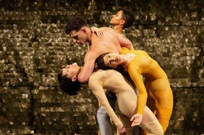 Nesta semana, 'Piracema' foi apresentado em sess&otilde;es especiais do Grupo Corpo para alunos das redes p&uacute;blica e privada
 -  (crédito: Jos&eacute; Luiz Pederneiras/divulga&ccedil;&atilde;o)