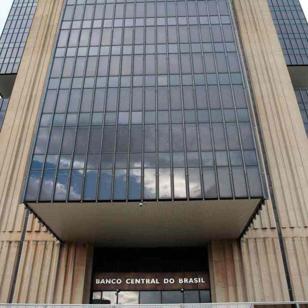 BC corta Selic em 0,25 ponto pela 3ª vez, para 14,25% ao ano, e mantém indefinição sobre futuro