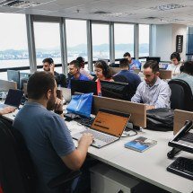 Uso de IA agiliza busca de informações nas empresas - DINO