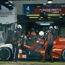 Primeiro filme brasileiro feito em Imax segue piloto Felipe Nasr em Le Mans -  Divulgação