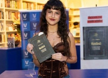 Isabella Fonseca, filha do cantor Luciano Camargo, lança primeiro livro -  (crédito: Redes sociais)