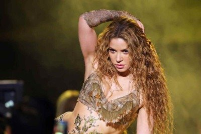 Anúncio de show de Shakira em Uberlândia por R$ 5 em 1997 -  (crédito: Redes sociais/Reprodução)