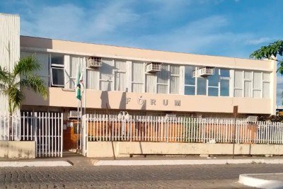 A decisão é da 1ª Vara Cível, Criminal e de Execuções Penais da Comarca de Almenara  -  (crédito: Divulgação / Comarca de Almenara)