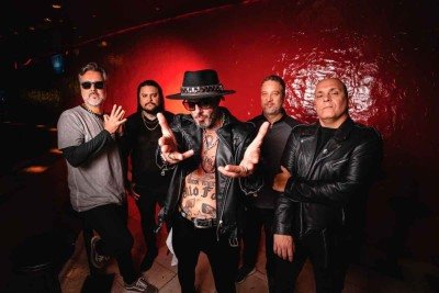 Detonautas divulga seu nono álbum, 'Rádio love nacional', e abre outra frente em sua carreira -  (crédito: Pedro Hansen/divulgação)