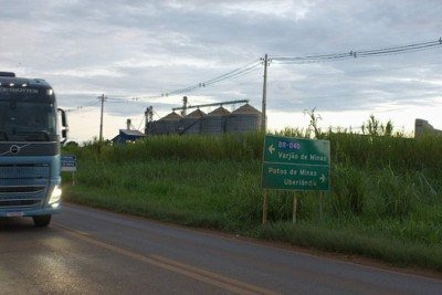 Medida do DER-MG e ações da PRF buscam reduzir acidentes e melhorar o fluxo nas estradas entre os dias 30 de abril e 3 de maio -  (crédito: DER-MG/Divulgação)