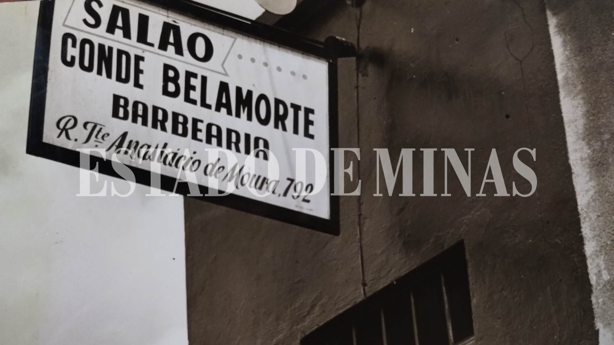 A barbearia do Conde Belamorte ficava em imóvel do Santa Efigênia já derrubado-Revista O Cruzeiro/Arquivo EM