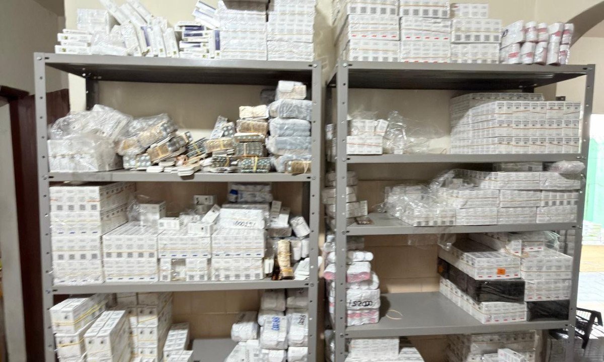 O volume estocado e os equipamentos para envios sugerem o alcance nacional da quadrilha desarcticulada no Bairro Bet&acirc;nia, em BH