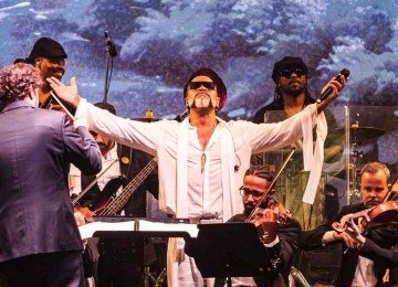 O baiano Carlinhos Brown volta a se apresentar com a Orquestra Ouro Preto em BH

 -  (crédito: Rapha Garcia/divulgação)