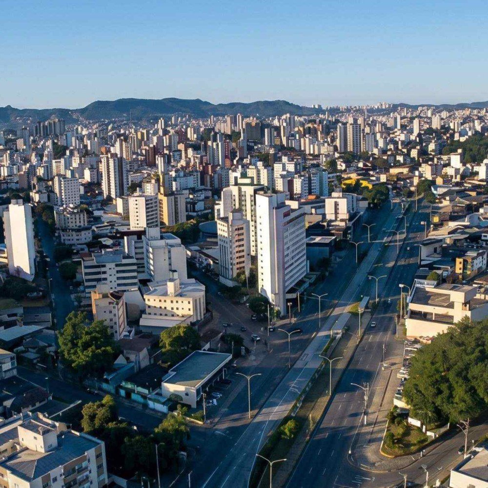 Tempo em BH e MG: saiba se o dia será de frio intenso ou calor
