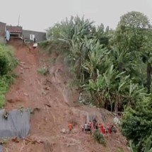 PE decreta situação de emergência após fortes chuvas que deixaram 6 mortos - Reprodução/SBT