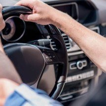 Ciência do clique perfeito: como engenharia de precisão em carros de luxo - Portal Giro 10