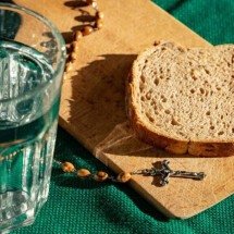 Mais do que não comer: o jejum espiritual como prática de foco, disciplina e conexão em diferentes tradições - Portal Giro 10