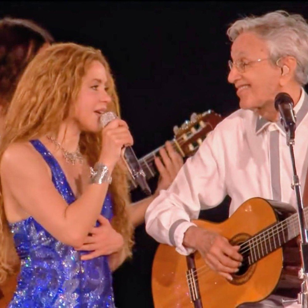 Caetano, Bethânia e Ivete levam Copacabana ao delírio com Shakira