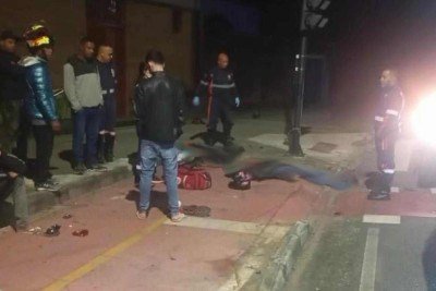 Local onde os dois jovens morreram e foram atendidos pela ambul&acirc;ncia do Samu, na Rua Concei&ccedil;&atilde;o do Par&aacute;, Bairro Santa In&ecirc;s -  (crédito: Reprodu&ccedil;&atilde;o/Redes Sociais)