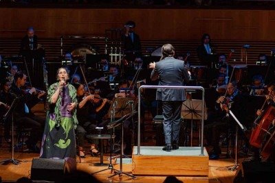 Mônica Salmaso diz que passou 'uma semana de cura, neste mundo torto', ao conviver com a Orquestra Filarmônica em BH

 -  (crédito: William Gomes/Divulgação)