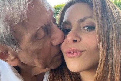 Cantora recebeu a not&iacute;cia do estado de sa&uacute;de do pai minutos antes de subir ao palco -  (crédito: Reprodu&ccedil;&atilde;o/ Redes sociais)