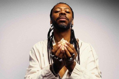 Thiago Elniño lança seu quarto álbum, 'Canjerê', e acredita que música é espaço de 'consciência e cura coletiva' -  (crédito: Fabiano Vieira/Divulgação)