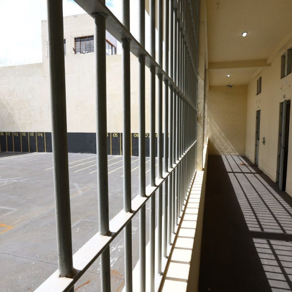 Detento é encontrado morto em cela de presídio em Minas