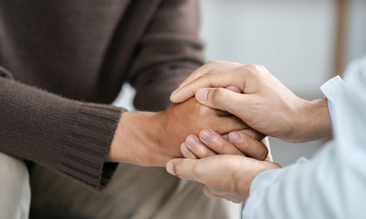 Para teólogo Pedro Pamplona, terapias podem ser complementares ao trabalho espiritual no cuidado com a mente humana - (crédito: Getty Images)
