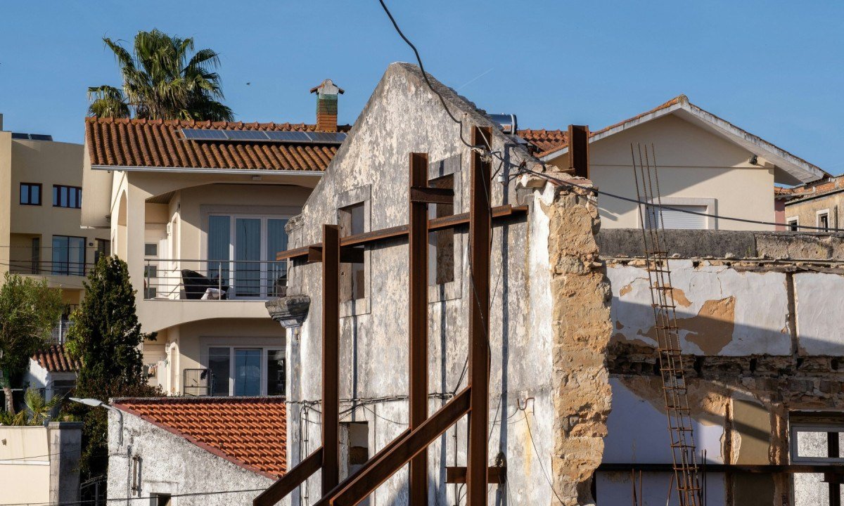 Empresa que abandona obra sem justificativa aceita pela Prefeitura pode ser impedida de contratar e participar de licitações por até 3 anos - (crédito: Unsplash)