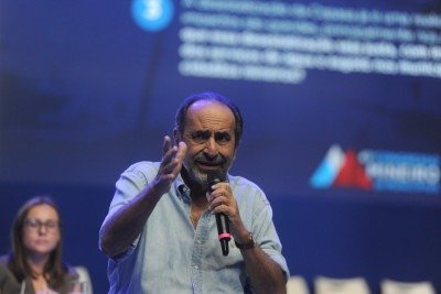 Pré-candidato ao governo do estado, o ex-prefeito de BH criticou o Propag e defendeu abatimento no valor principal do débito -  (crédito: Alexandre Guzsanche/EM/D.A.Press)