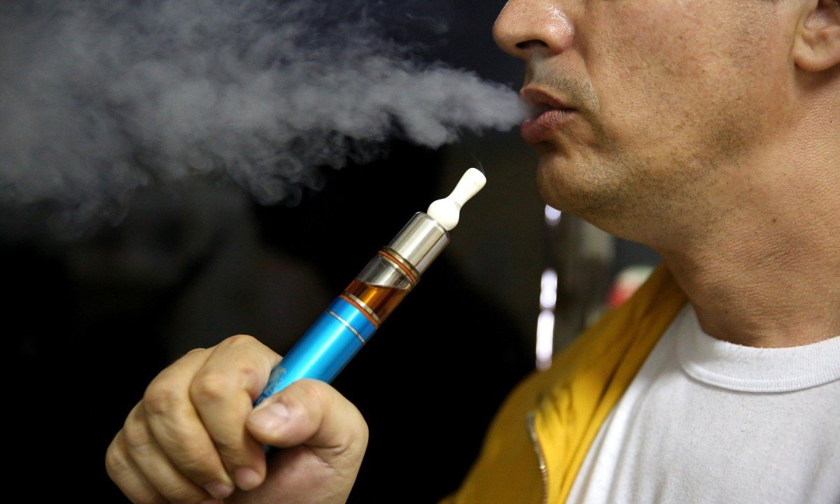 Cerca de 86 milh&otilde;es de adultos j&aacute; utilizaram cigarros eletr&ocirc;nicos.
