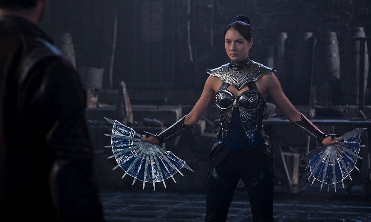 Guerreira treinada, focada e com objetivo definido, Kitana (Adeline Rudolph) é o eixo da trama do longa-metragem, que chega hoje aos cinemas - (crédito: Divulgação)