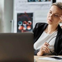 Burnout e ansiedade em alta: como funciona o afastamento por saúde mental e o que diz a legislação atual - Portal Giro 10