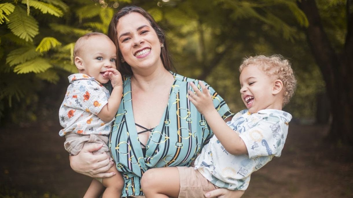 A maternidade &eacute; celebrada globalmente, como no Dia das M&atilde;es, em datas variadas, mas sempre com o prop&oacute;sito de carinho e reconhecimento. -  (crédito: Pexels)
