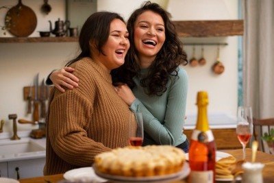 Momentos de alegria e uni&atilde;o familiar &agrave; mesa, inspirados pelas receitas do Dia das M&atilde;es para celebrar a data. -  (crédito: FreePik)