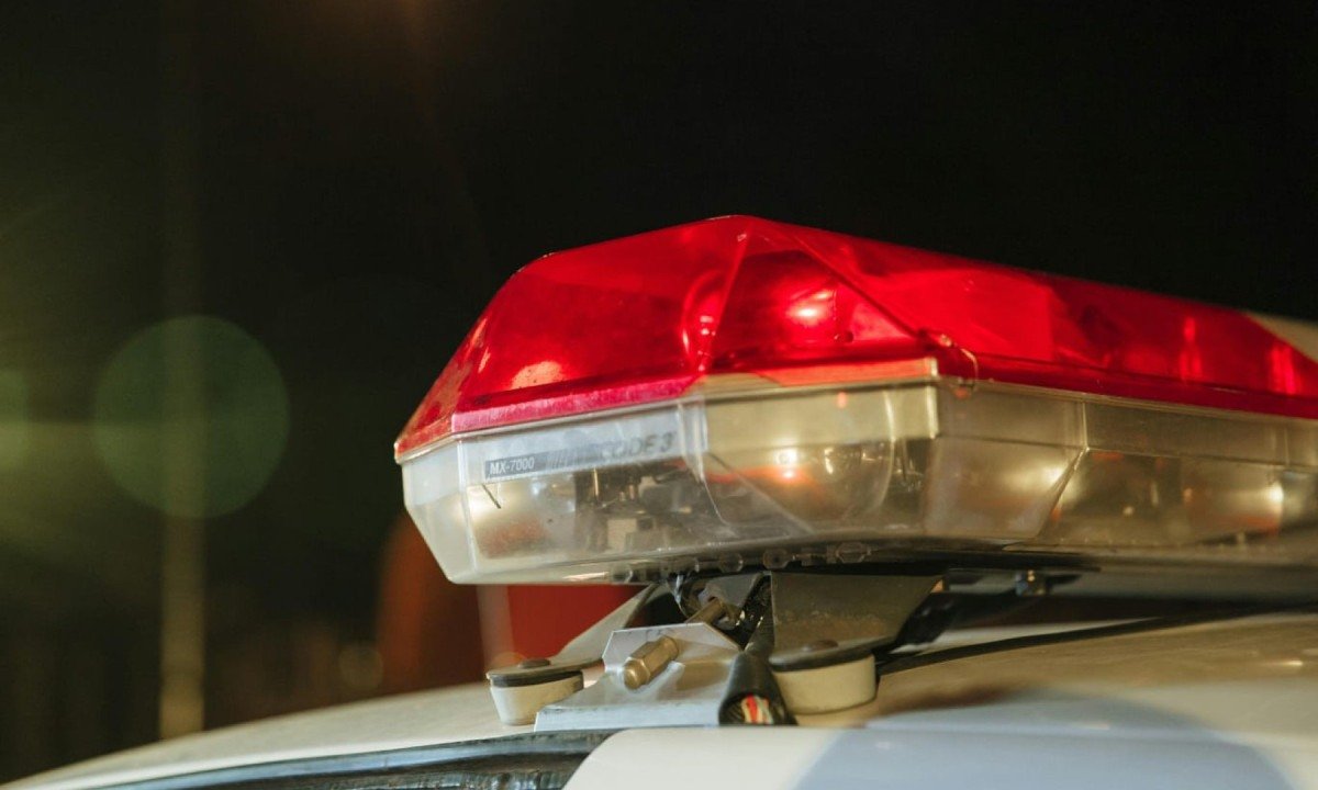 Suspeito havia acabado de sair de um encontro ligado ao tráfico de drogas quando foi surpreendido por criminosos em uma motocicleta - (crédito: Reprodução/Pexels)