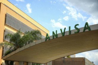 Anvisa proíbe plataforma de consulta online e entrega de medicamento